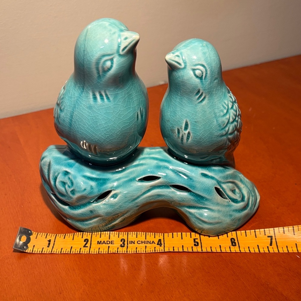 Vintage Glazed Ceramic Love Bird Figurine for potpourri or fairy lights. - Picture 5 of 8